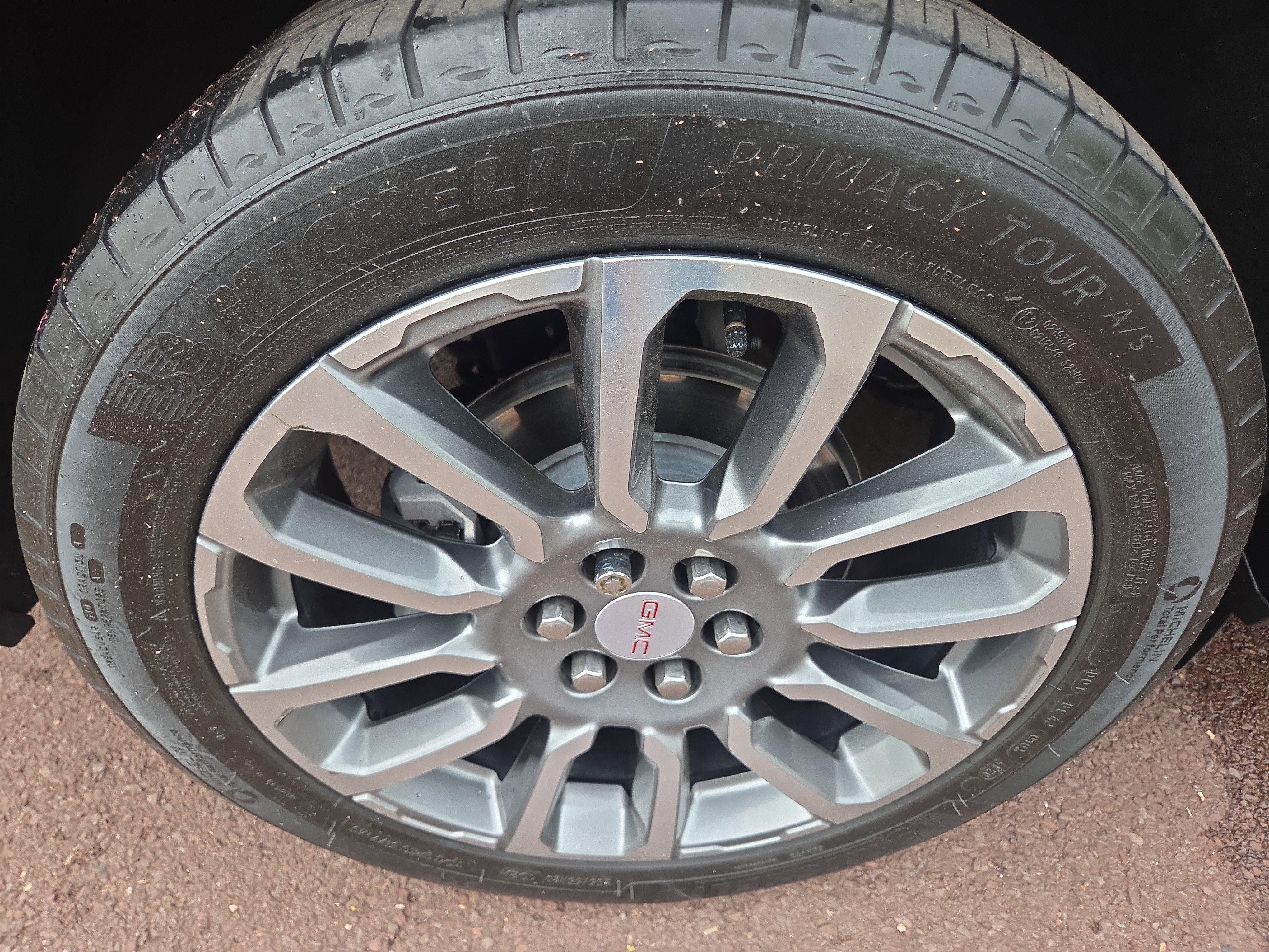 Used 2021 GMC Acadia Denali w/ Denali Ultimate Package AWD/4WD image 10