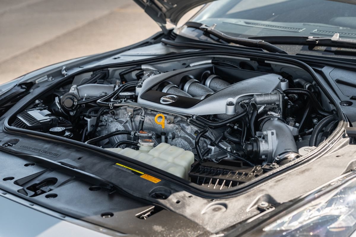 Used 2009 Nissan GT-R Premium AWD/4WD image 41