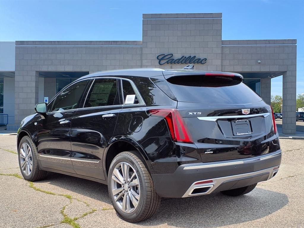New 2025 Cadillac XT5 Premium Luxury w/ LPO, Floor Liner Package image 6