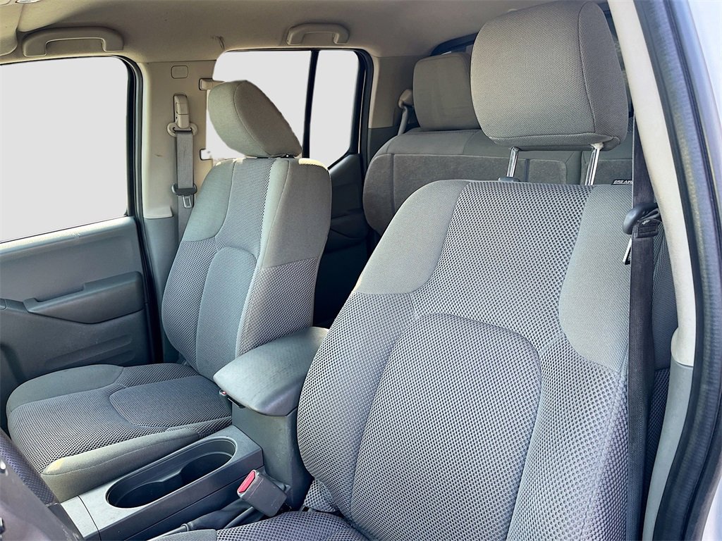 Used 2020 Nissan Frontier SV image 20