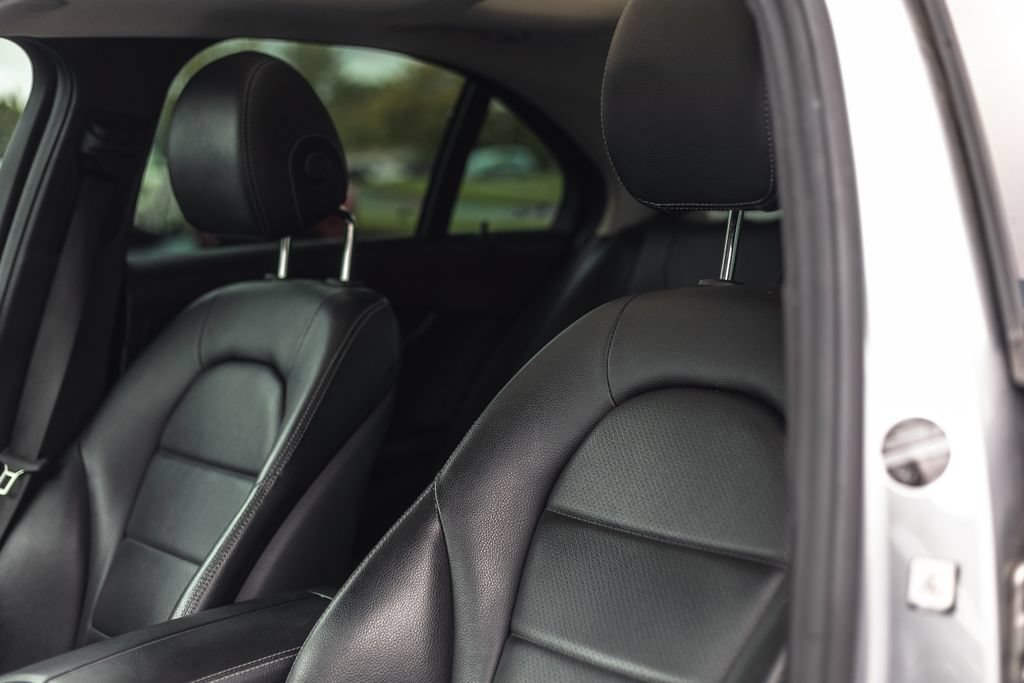Used 2016 Mercedes-Benz C 300 4MATIC Sedan image 7