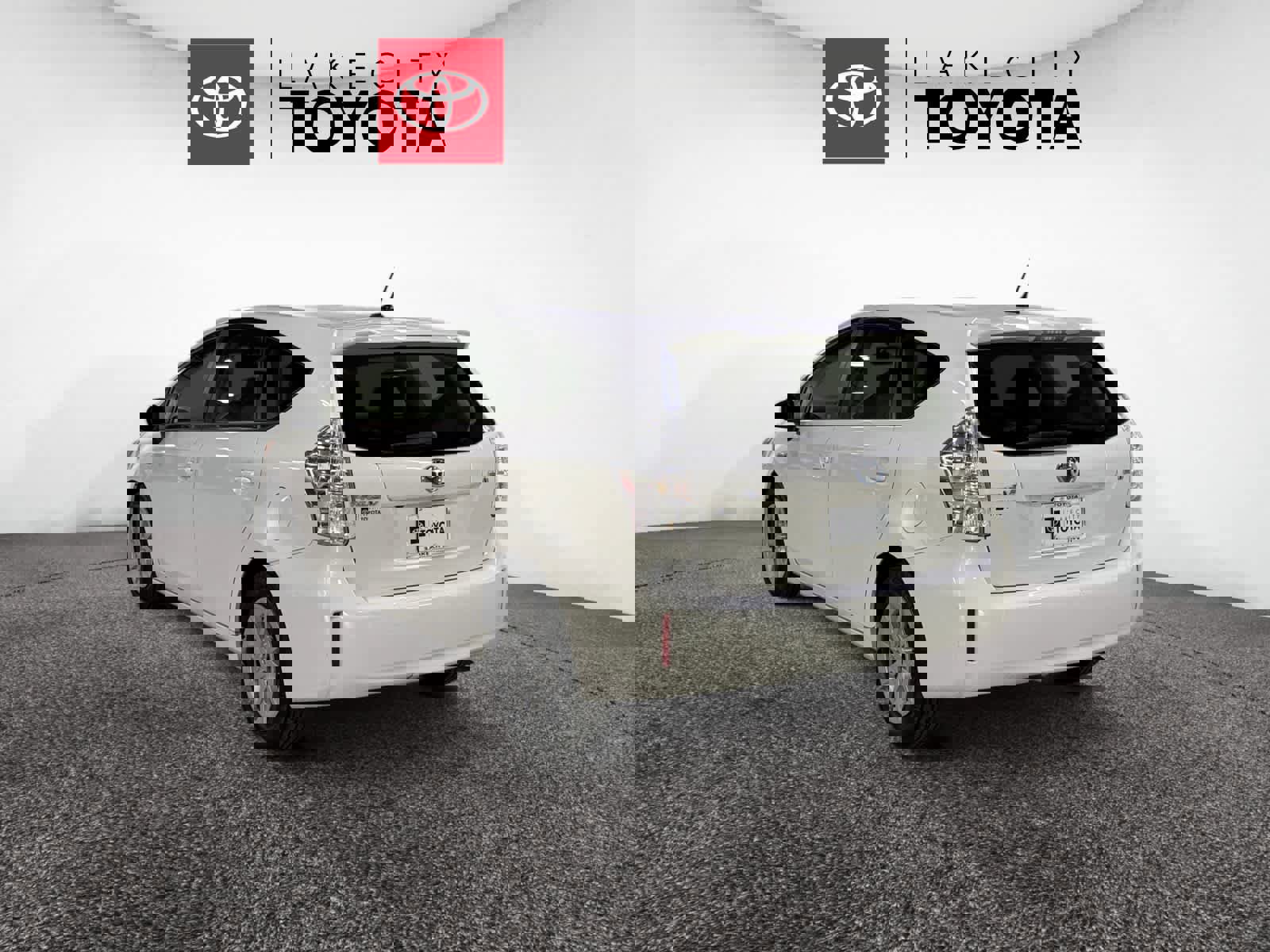 Used 2014 Toyota Prius V Three image 4