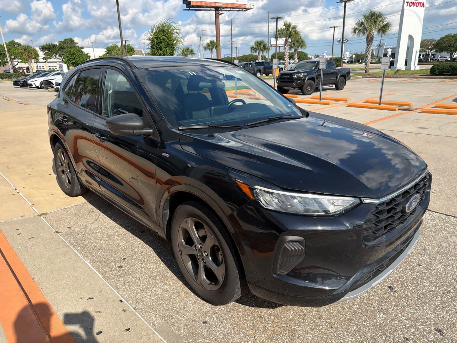 Used 2024 Ford Escape ST-Line FWD image 7