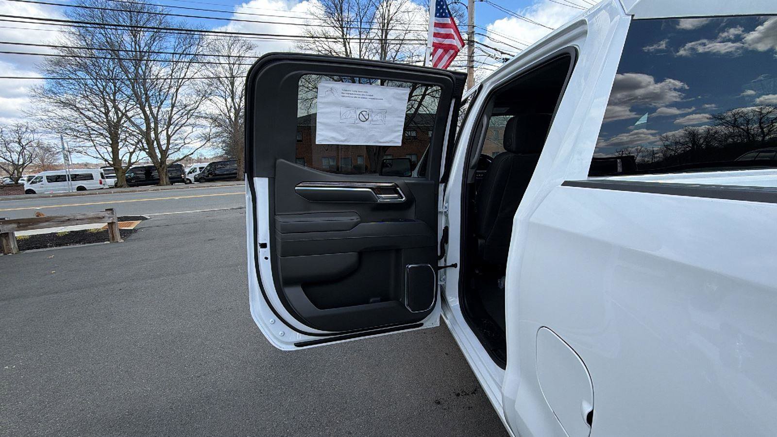 New 2026 GMC Sierra 1500 Elevation image 29