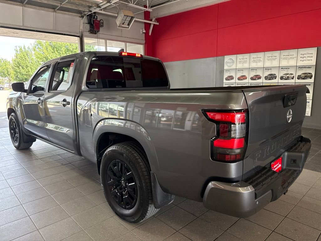 Used 2024 Nissan Frontier SV w/ Technology Package RWD image 10