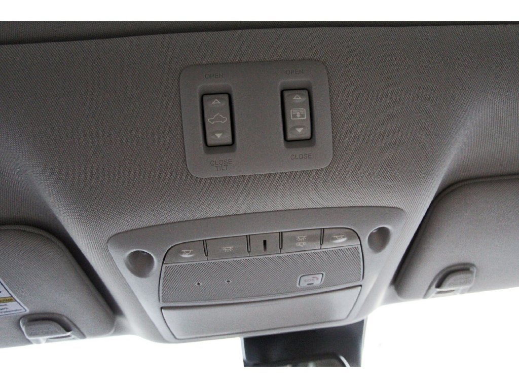 Used 2019 Nissan Murano Platinum w/ Cargo Package FWD image 24