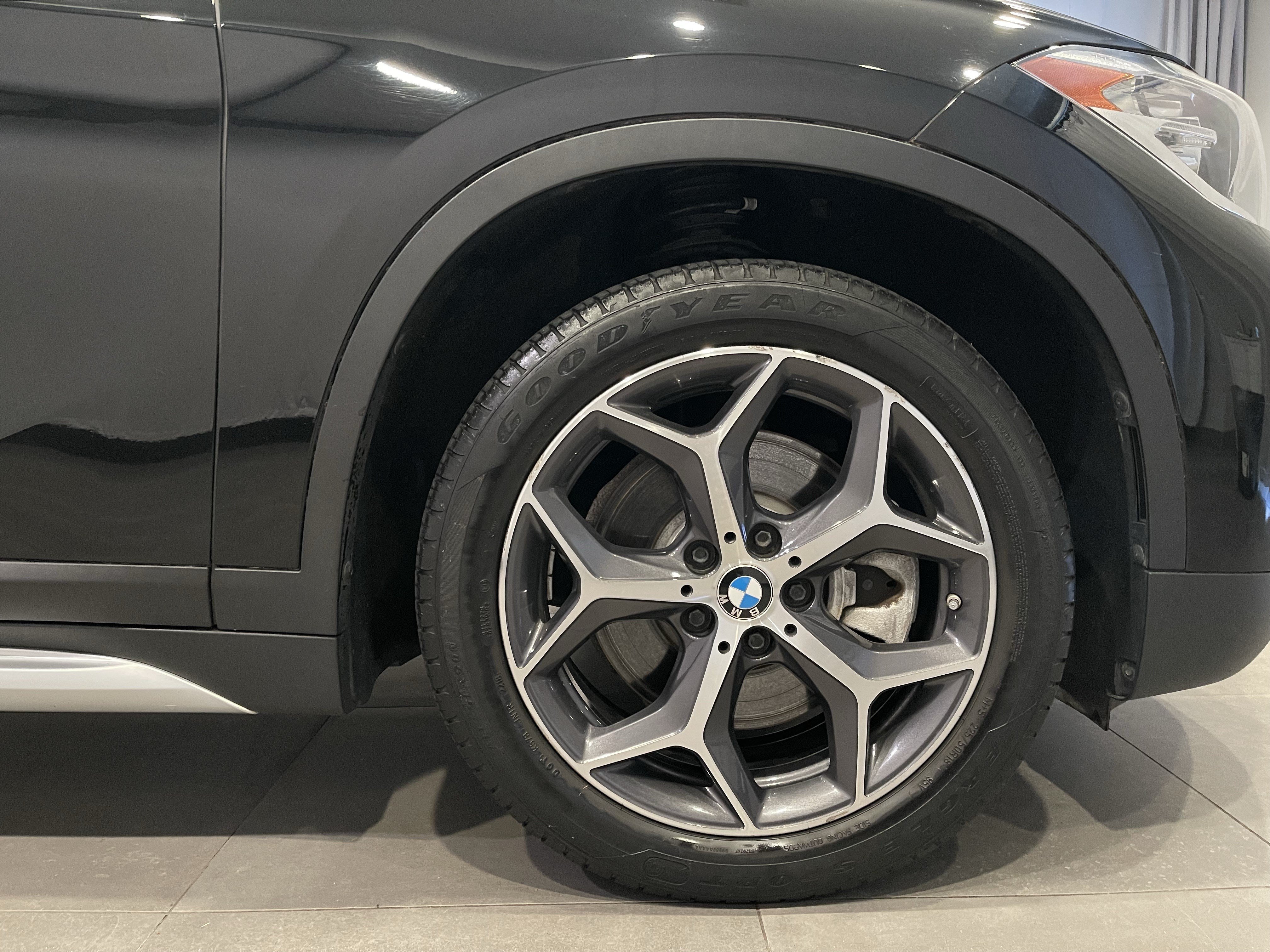 Used 2018 BMW X1 xDrive28i w/ Convenience Package AWD/4WD image 10