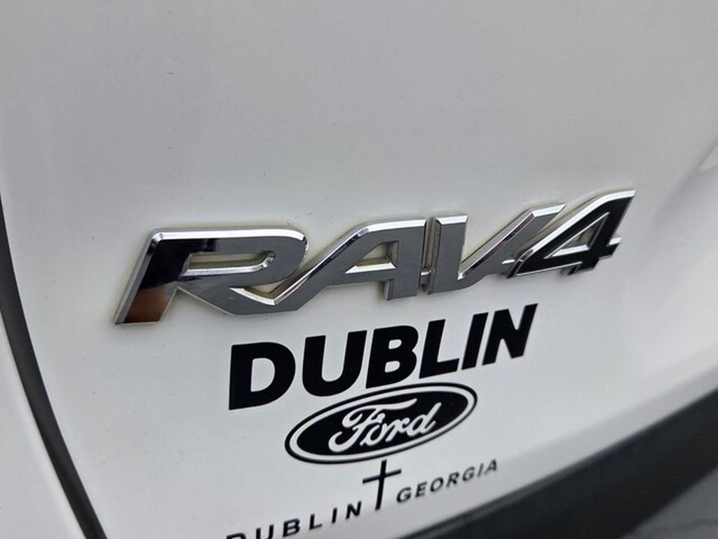 Used 2024 Toyota RAV4 LE FWD image 13
