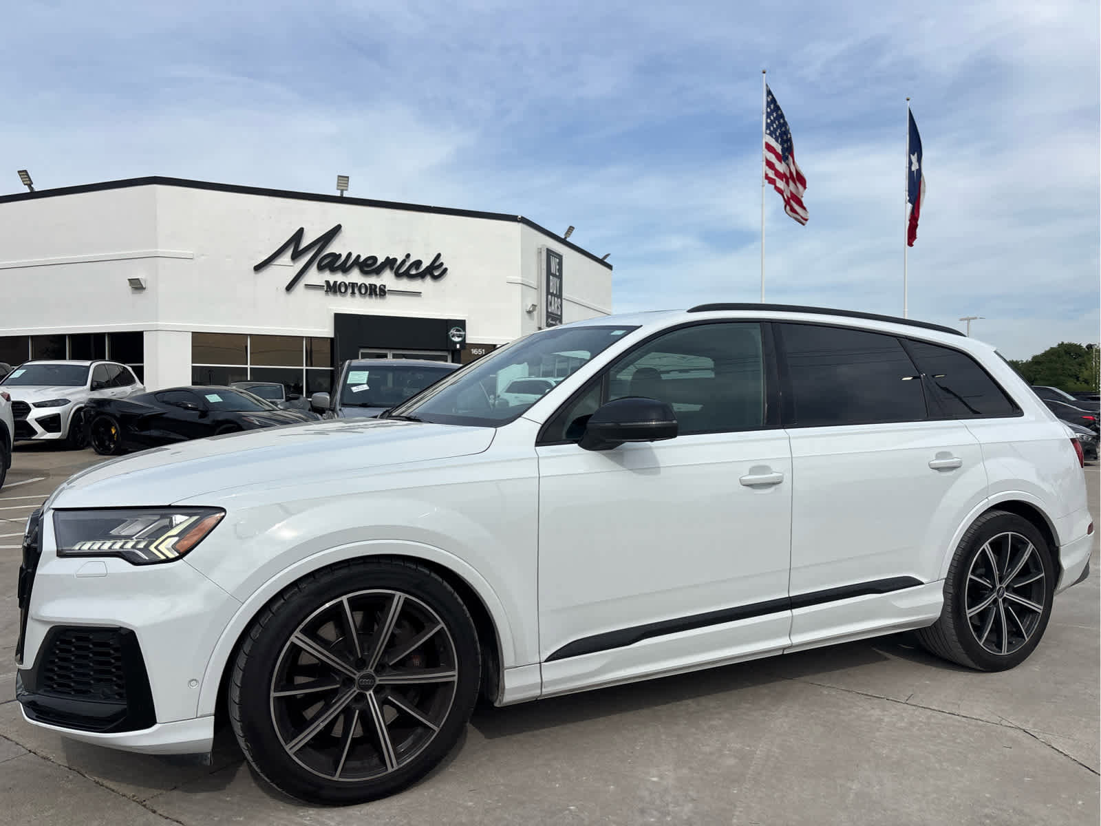Used 2020 Audi SQ7 Premium Plus w/ S Executive Package AWD/4WD image 1