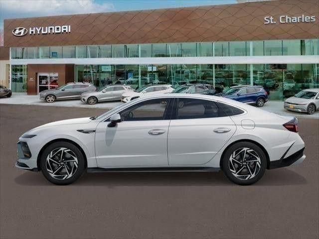 New 2026 Hyundai Sonata SEL FWD image 3