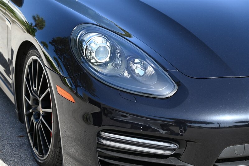 Used 2015 Porsche Panamera GTS AWD/4WD image 6