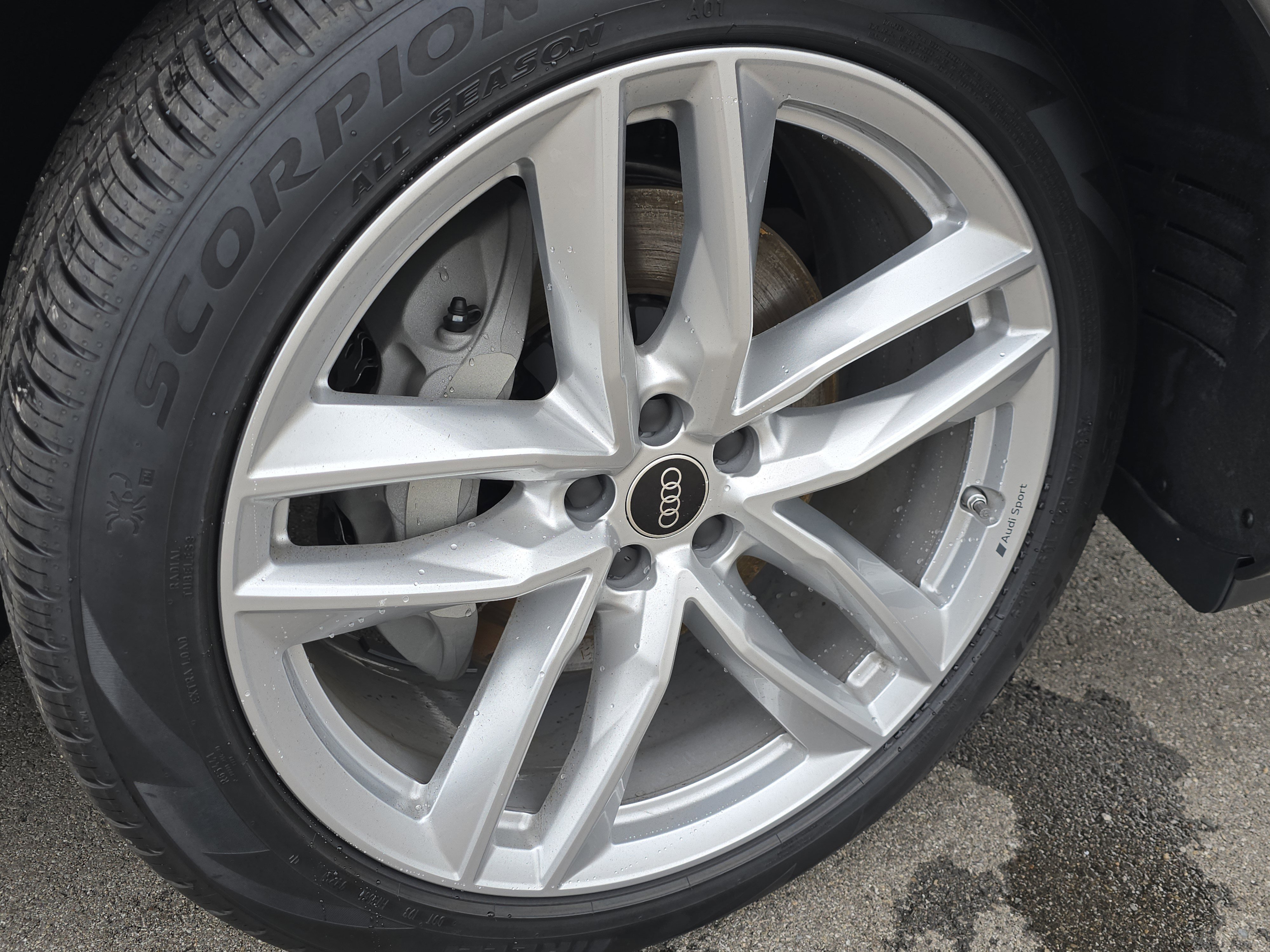 New 2025 Audi Q7 3.0T Premium Plus image 14