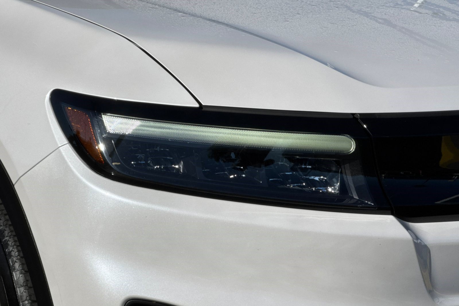 Used 2024 Honda Prologue EX image 12