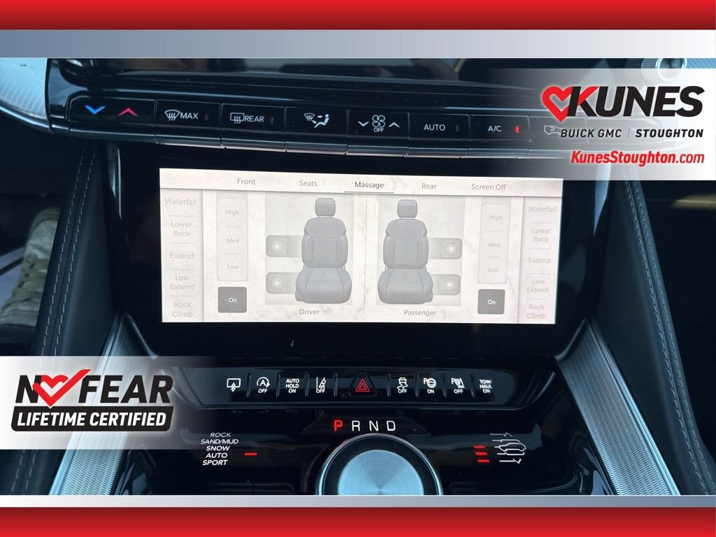 Used 2023 Jeep Grand Wagoneer Series II w/ Flexible Seating Group image 33