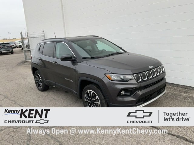 Used 2022 Jeep Compass Limited image 1