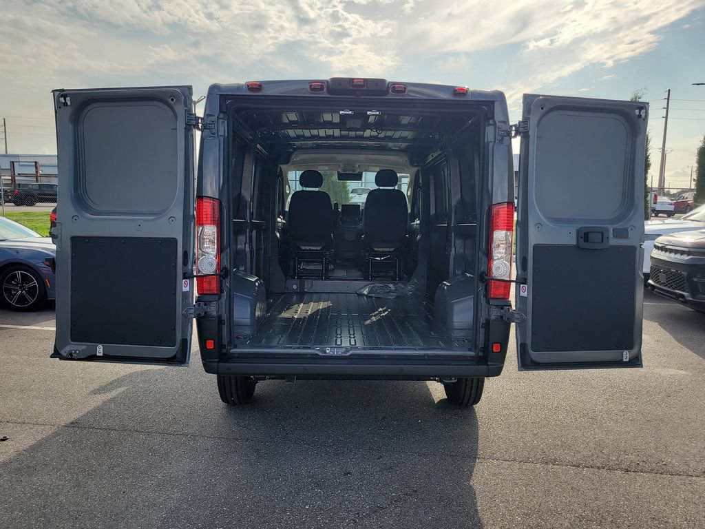 New 2026 RAM ProMaster 1500 w/ Premium Convenience Group FWD image 8