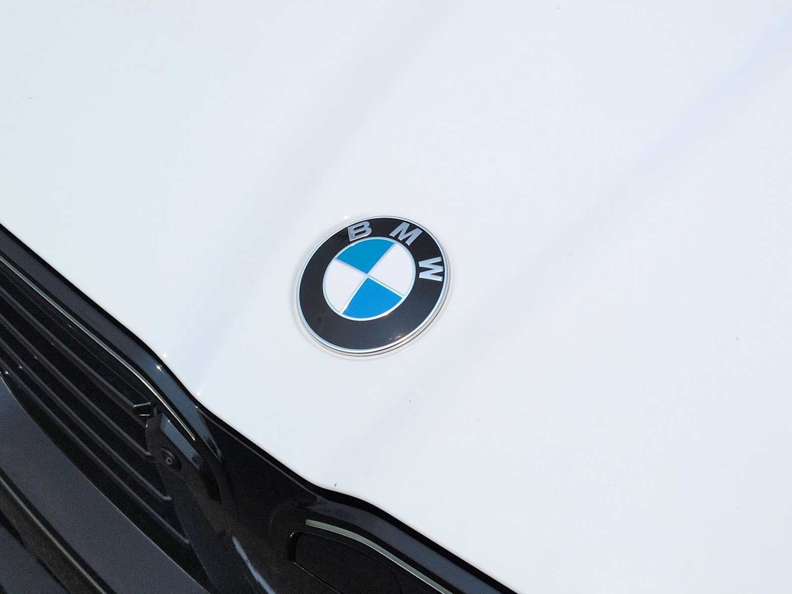 Used 2025 BMW X2 M35i w/ Premium Package AWD/4WD image 12