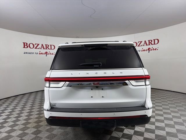Used 2023 Lincoln Navigator Reserve AWD/4WD image 7