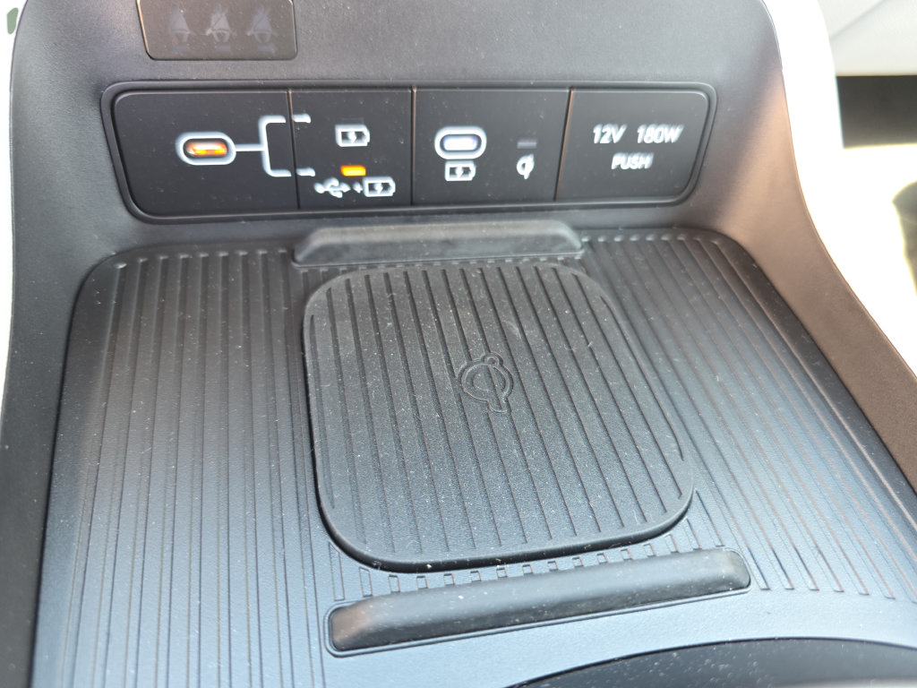 New 2026 Hyundai Kona SEL Sport AWD/4WD image 33