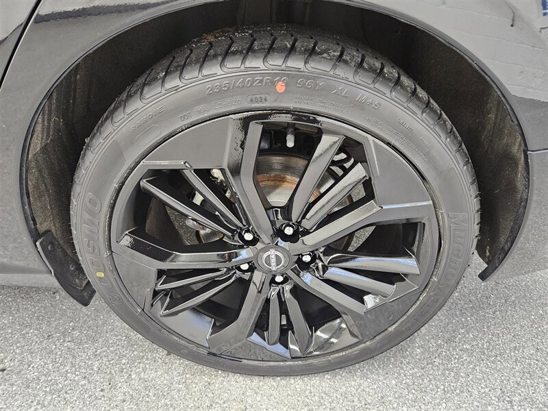 Used 2023 Nissan Altima 2.5 SR image 14