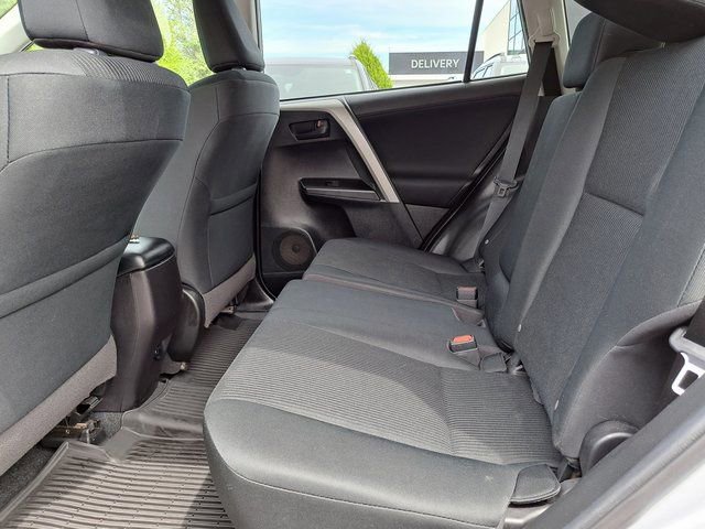Used 2018 Toyota RAV4 LE w/ All Weather Liner Package AWD/4WD image 23