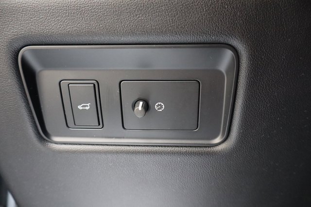 Used 2019 Land Rover Range Rover Sport SVR image 34