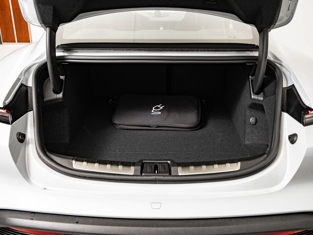 New 2026 Porsche Taycan 4S AWD/4WD image 21