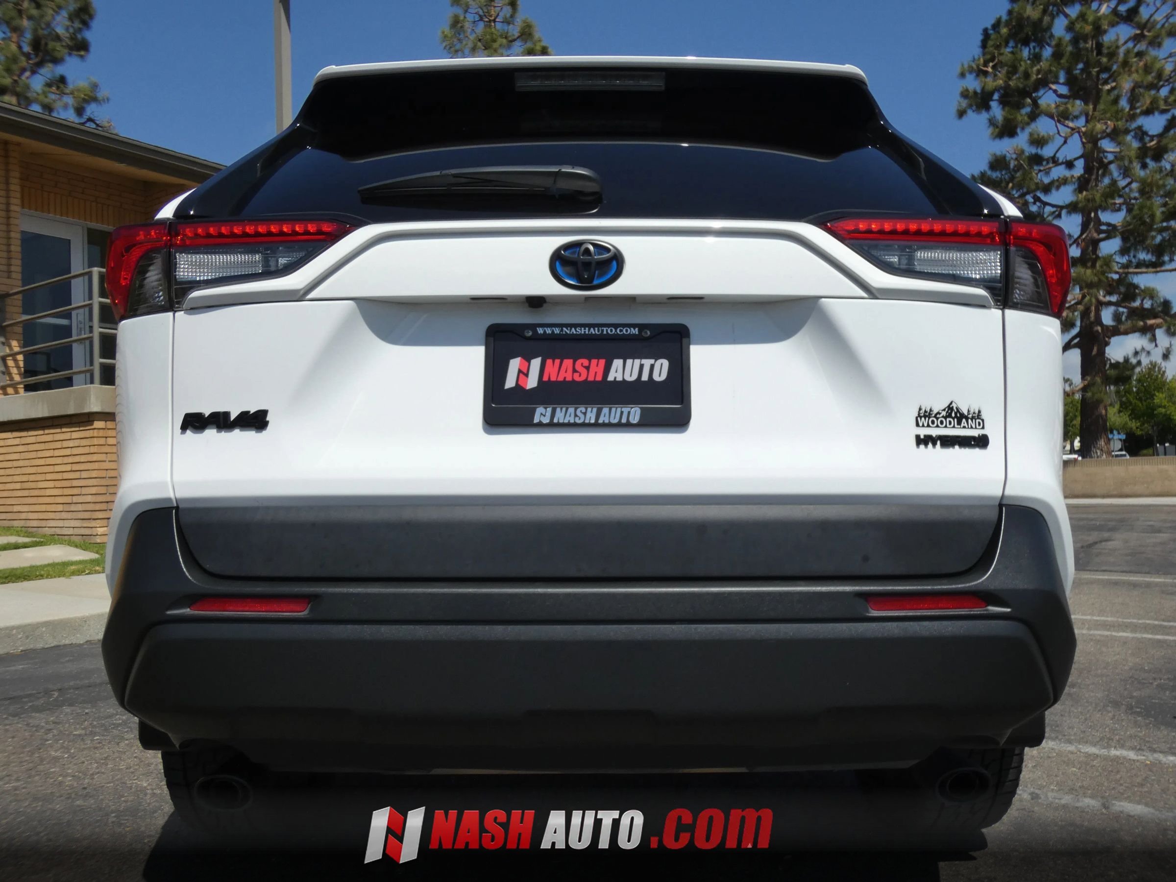 Used 2023 Toyota RAV4 AWD Hybrid image 10