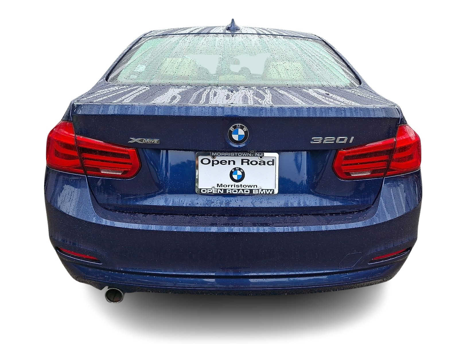Used 2018 BMW 320i xDrive Sedan AWD/4WD image 5