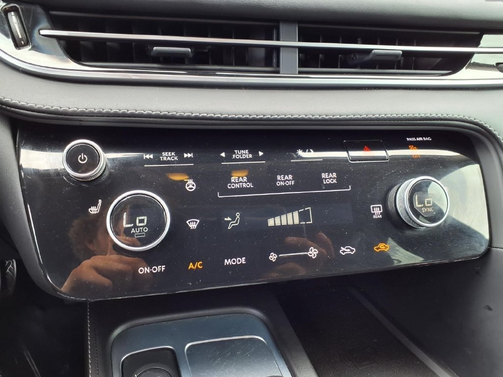 Used 2025 INFINITI QX60 Pure FWD image 8
