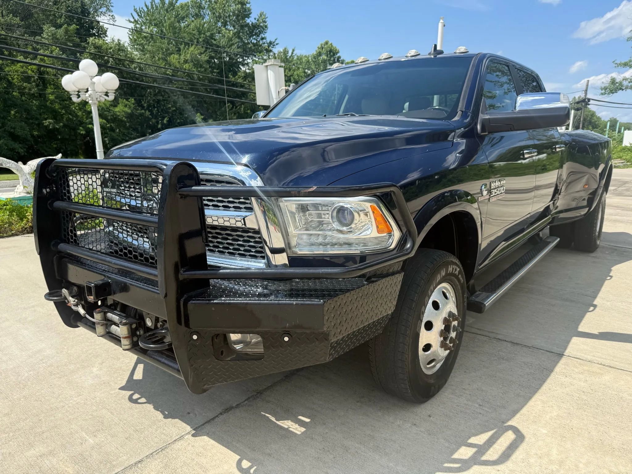 Used 2018 RAM 3500 Laramie image 1