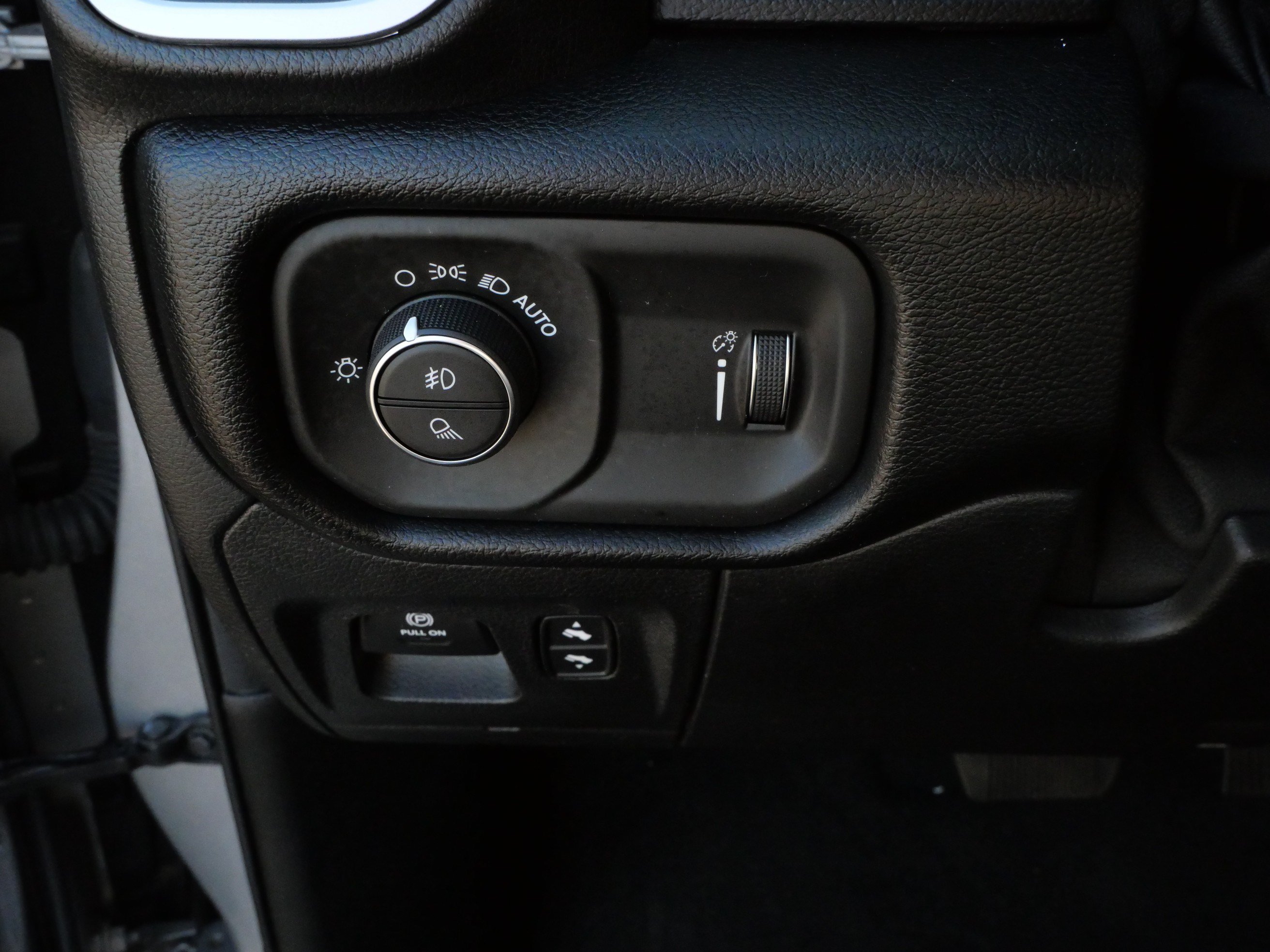 Used 2021 RAM 1500 Big Horn AWD/4WD image 26