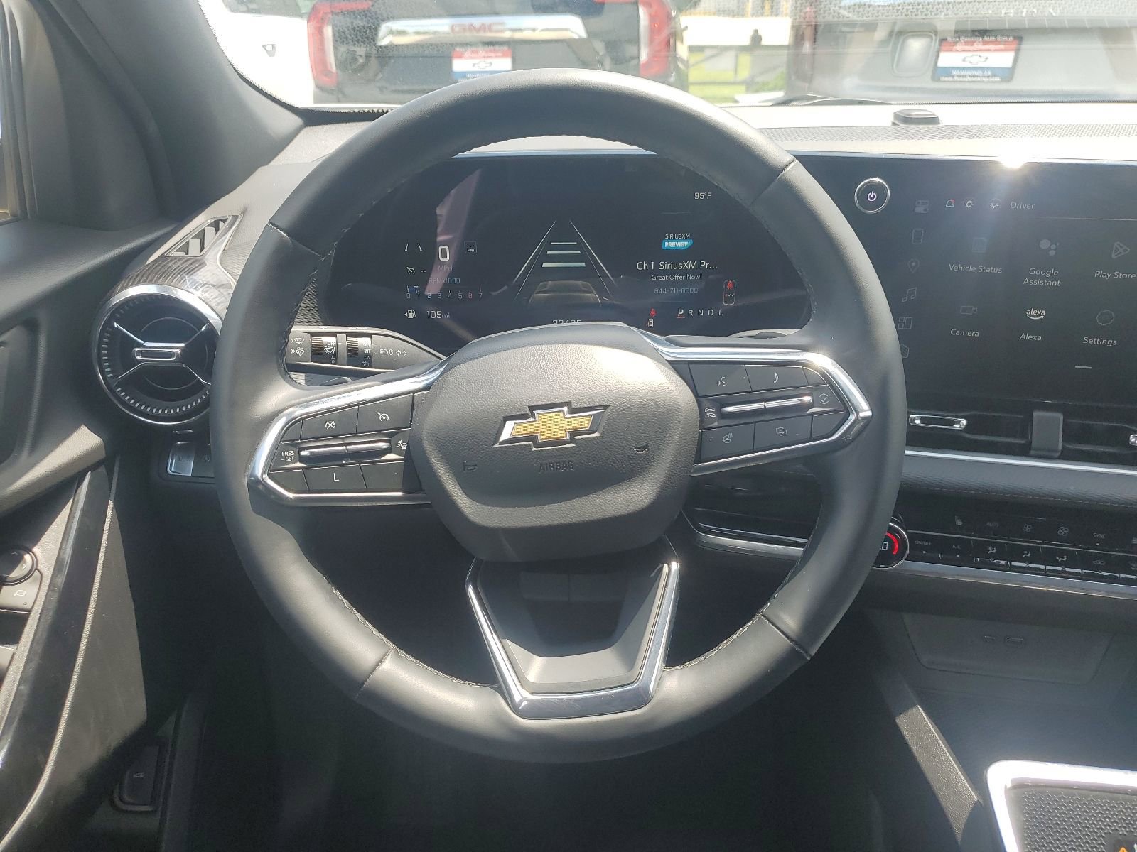 Used 2025 Chevrolet Equinox LT w/ Convenience Package II FWD image 11