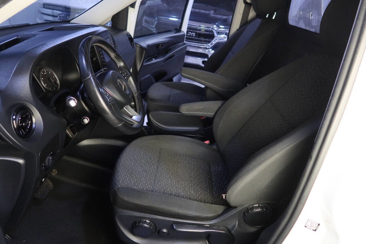 Used 2021 Mercedes-Benz Metris image 20