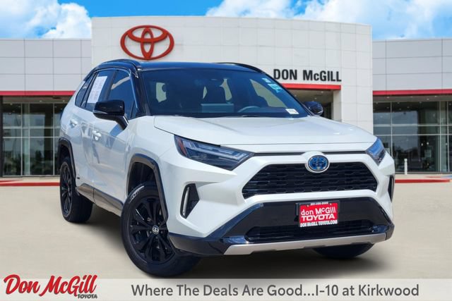Certified 2024 Toyota RAV4 XSE AWD/4WD image 1