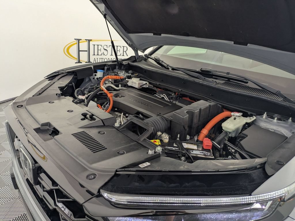 Used 2025 Honda CR-V Sport image 39
