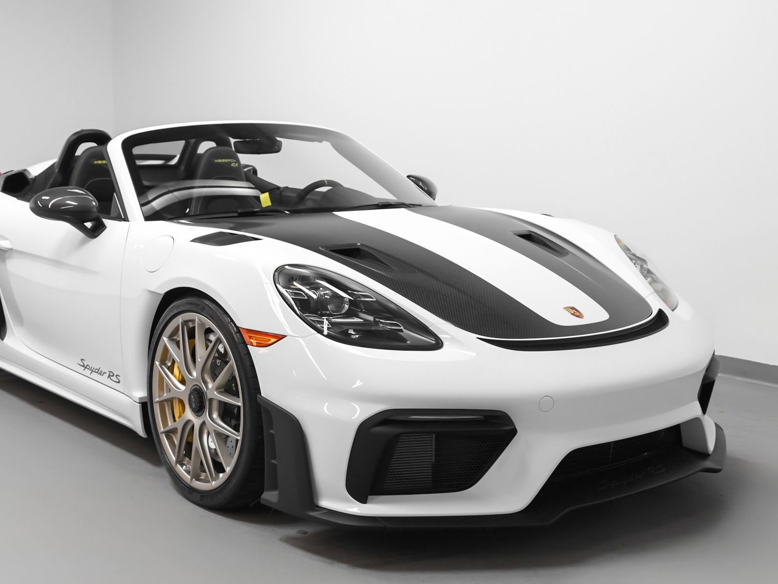 Certified 2025 Porsche 718 Boxster Spyder RS RWD image 13