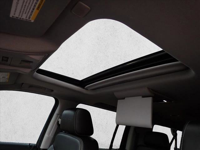 Used 2019 GMC Yukon XL Denali AWD/4WD image 17