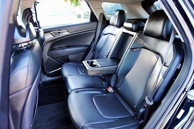 Used 2024 Kia Sportage EX image 16