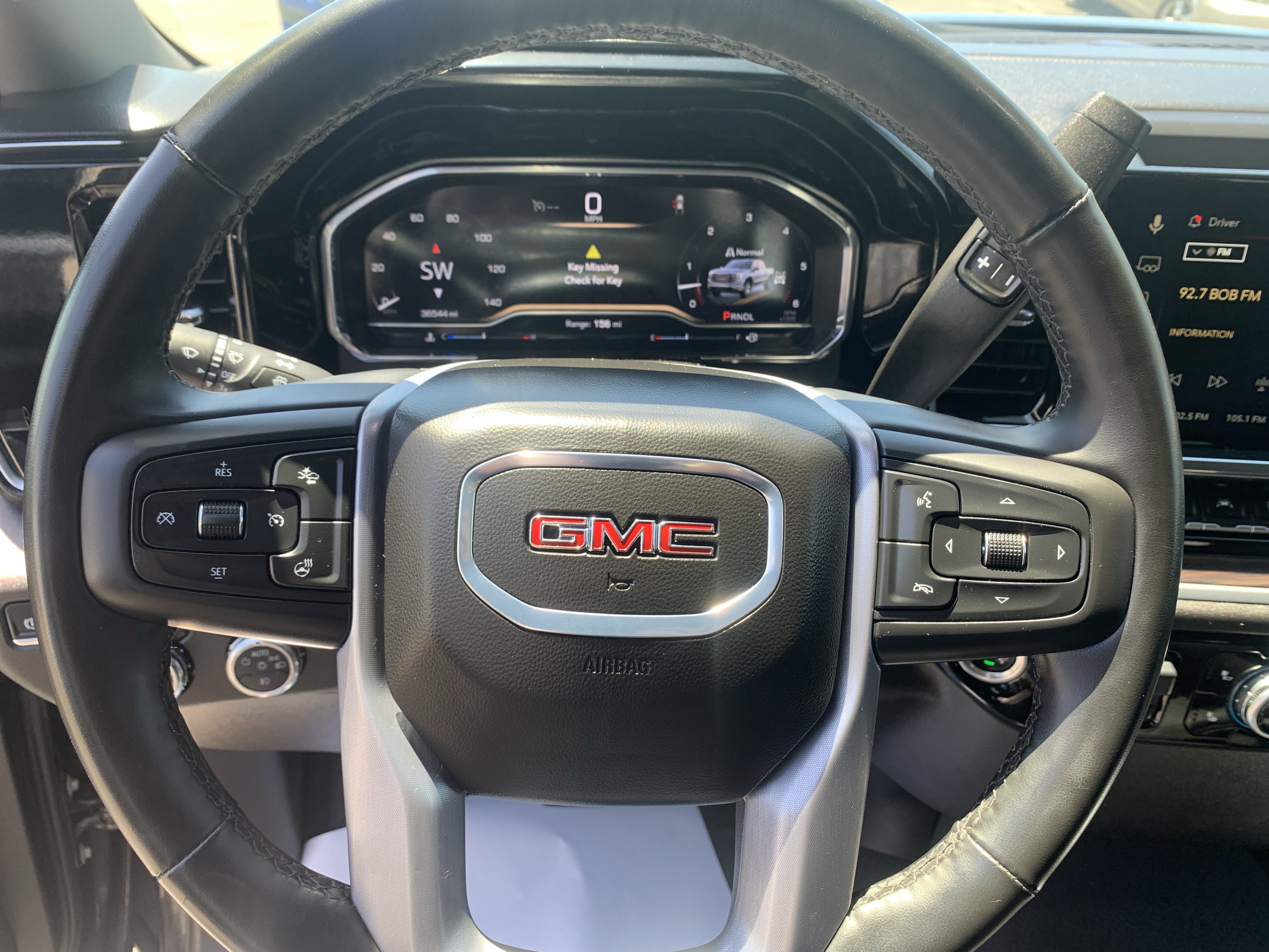 Used 2025 GMC Sierra 1500 SLT AWD/4WD image 14