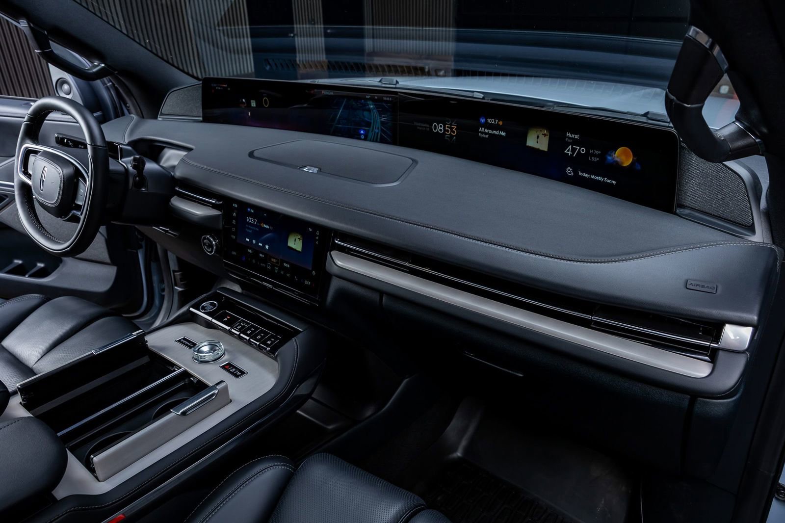 Used 2025 Lincoln Navigator L Reserve w/ Jet Appearance Package image 18