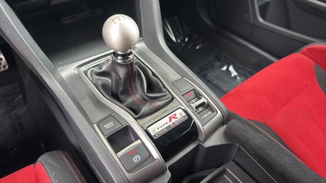 Used 2019 Honda Civic Type R image 19