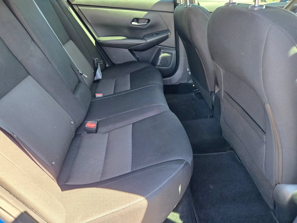 Certified 2022 Nissan Sentra SV FWD image 18
