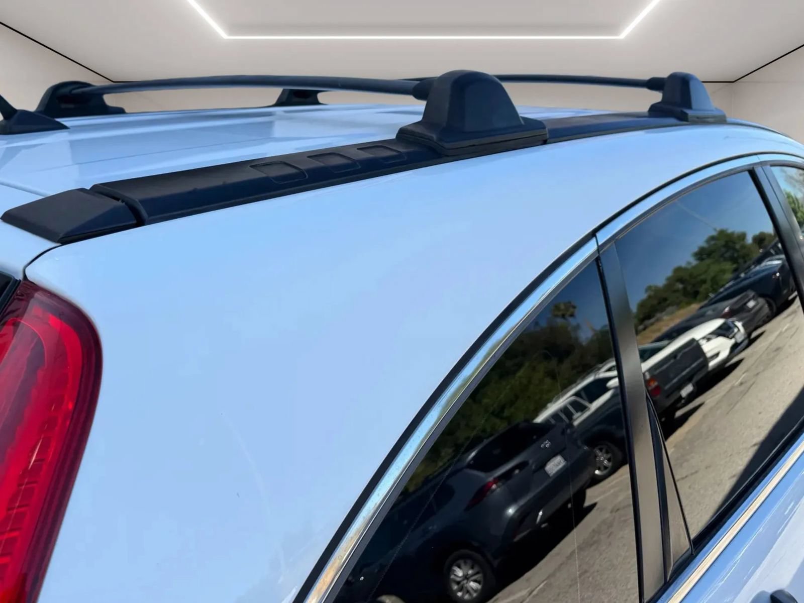 Used 2011 Honda CR-V LX image 21