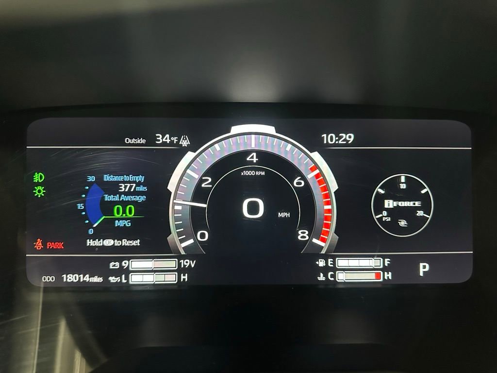 Used 2025 Toyota Tundra Platinum image 23