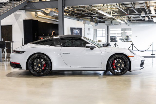 Used 2024 Porsche 911 Targa 4S w/ Premium Package image 7