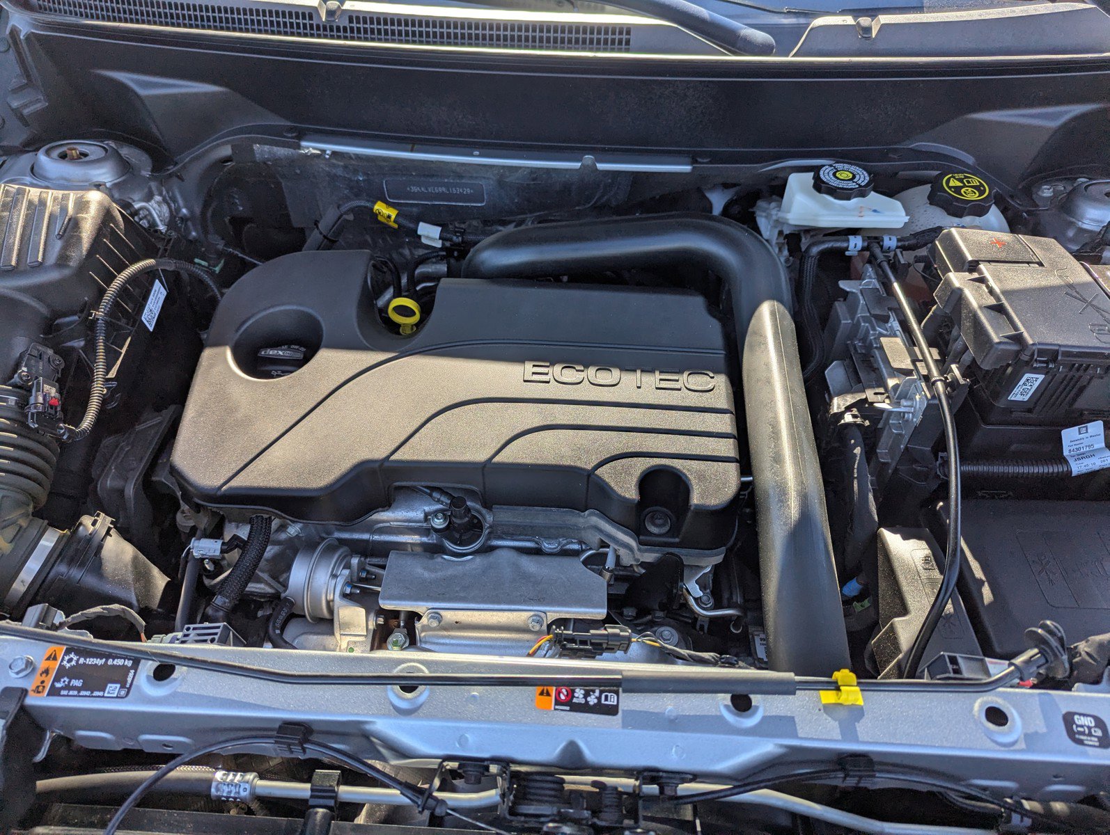 Certified 2024 GMC Terrain SLT image 32