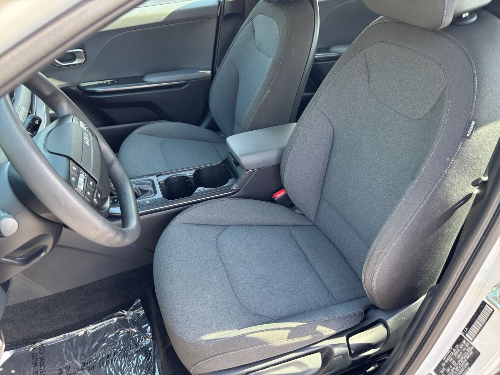Used 2025 Kia K4 FWD image 34