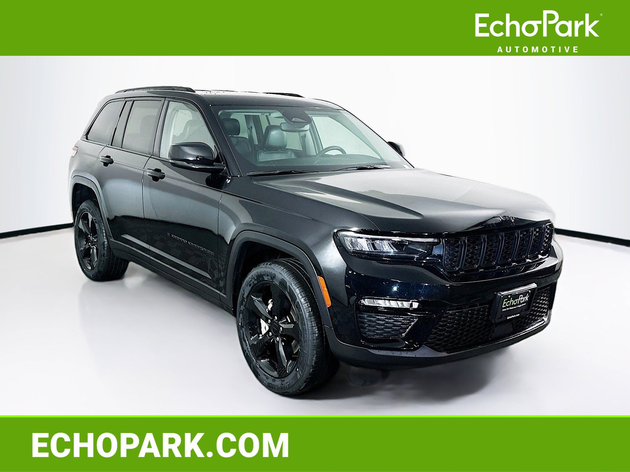 Used 2023 Jeep Grand Cherokee Limited w/ Black Appearance Package image 1