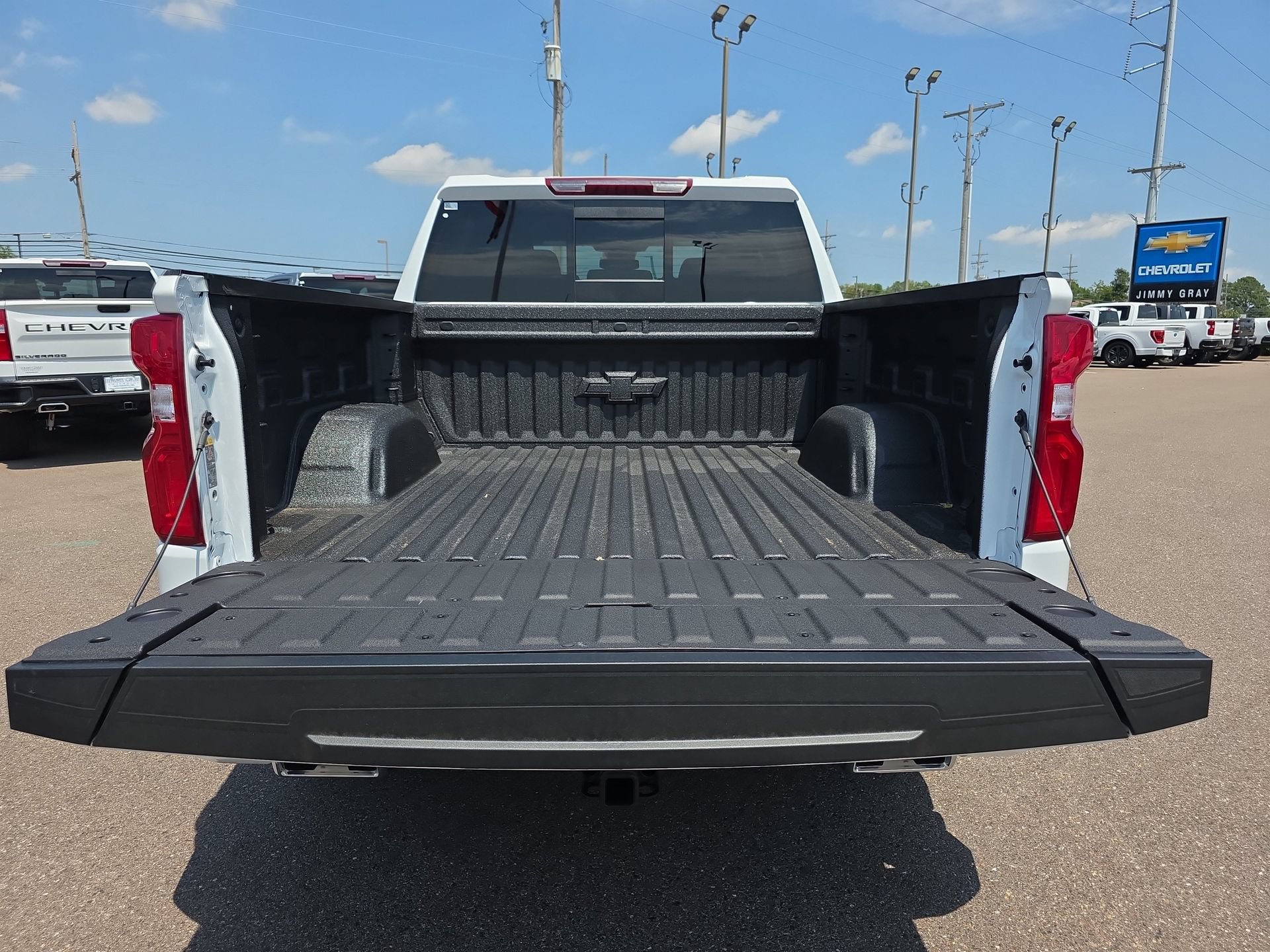 New 2026 Chevrolet Silverado 1500 RST w/ RST All Star Premium Package AWD/4WD image 13